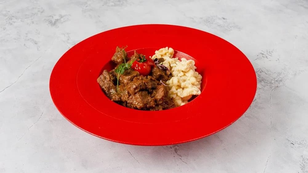 Marhapörkölt Galuskával