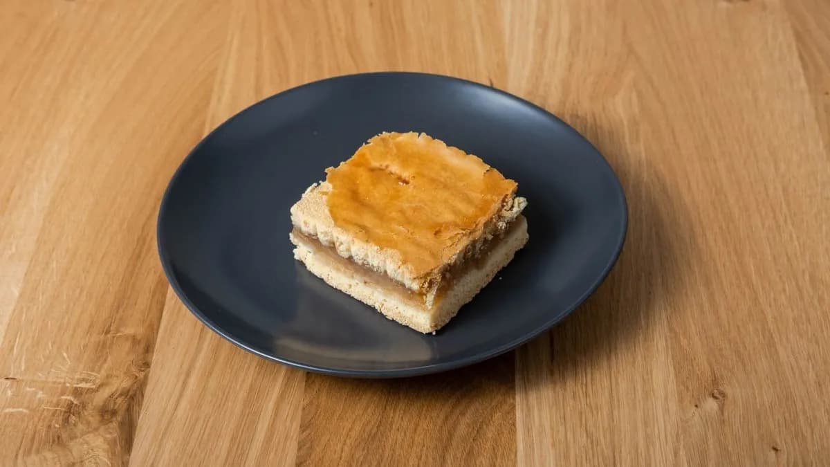 Almás pite