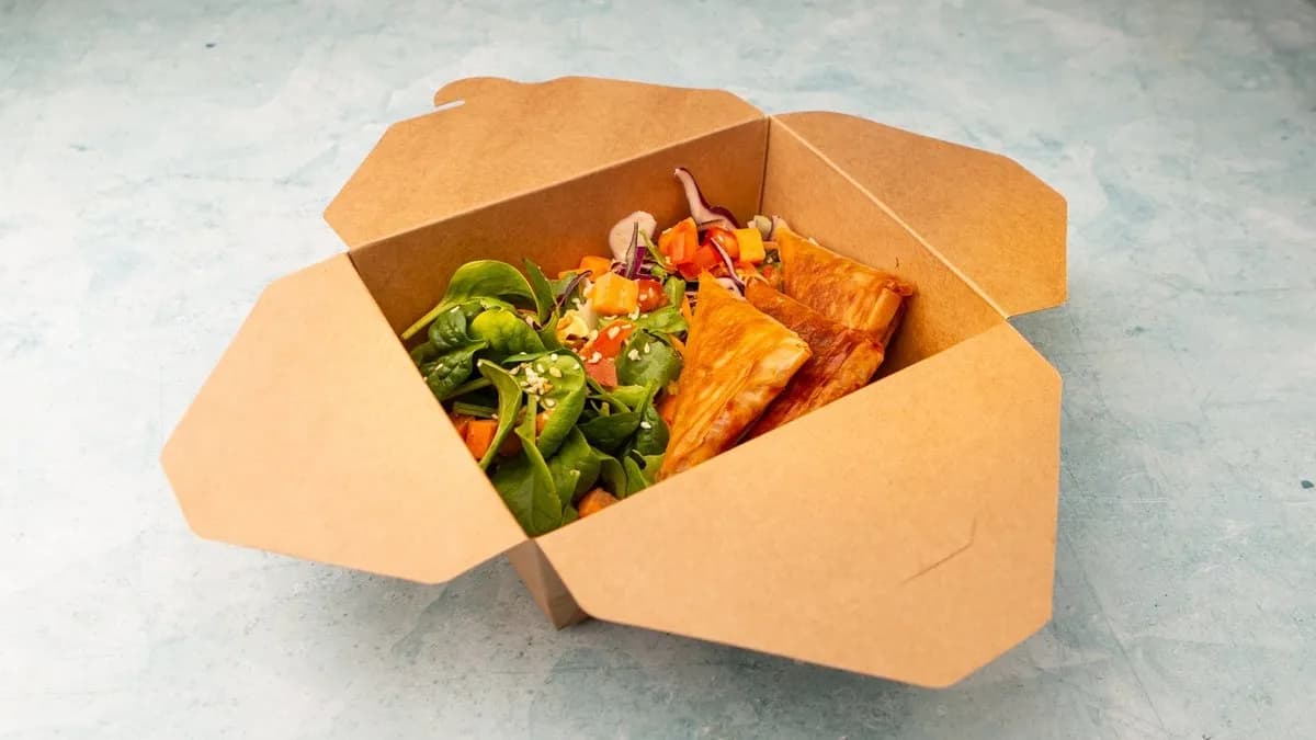 Spinach Samboose Box (Vegan)