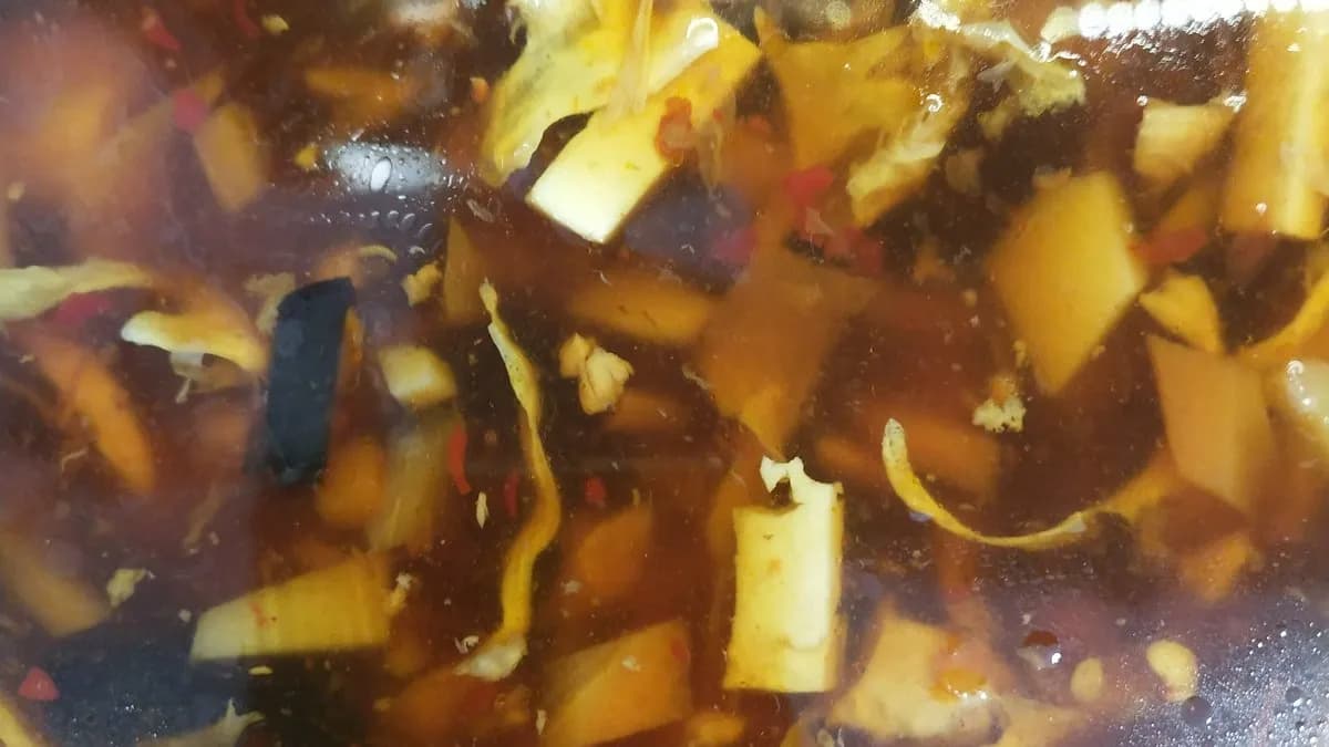 Savanyú csípős leves