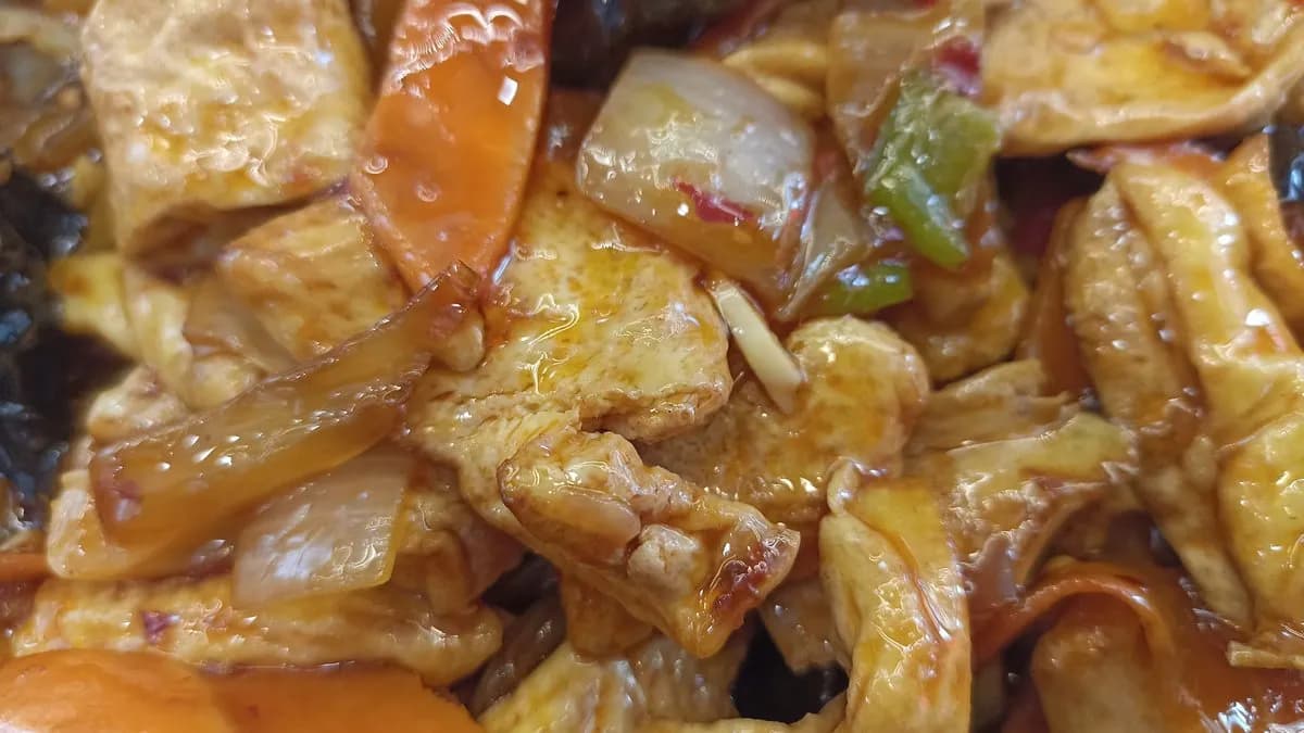 Pirított kínai doufu zöldség