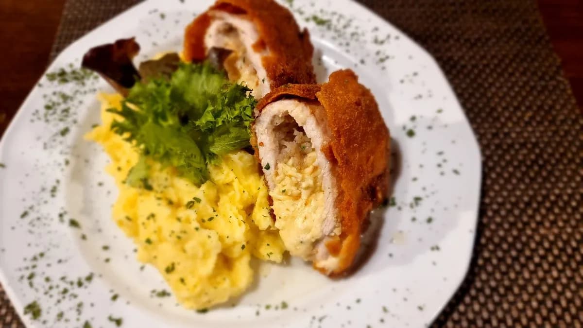 Emődi tehéntánc krumplipürével (füstölt sajt, szalonnás)