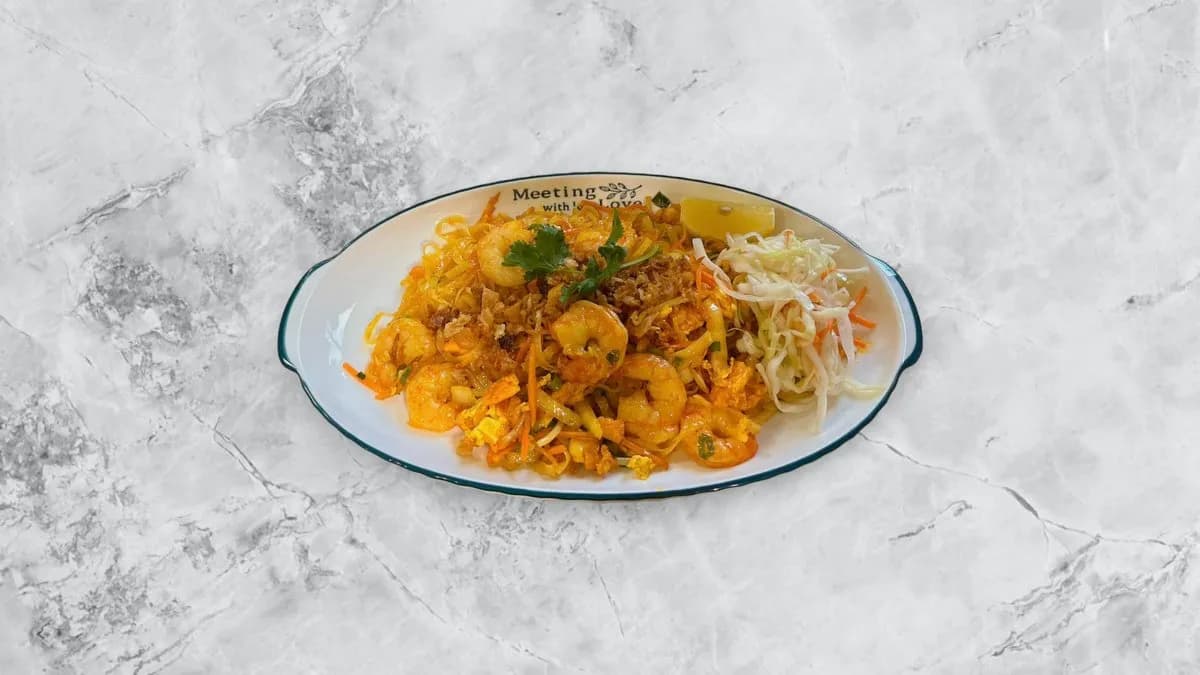 Sült rizstészta garnélarákkal