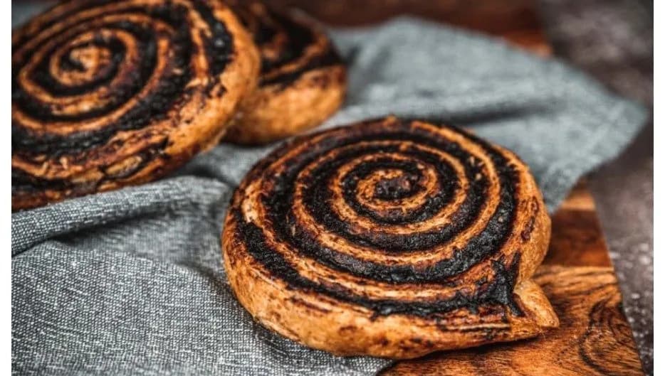 Teljeskiőrlésű kakaós csiga