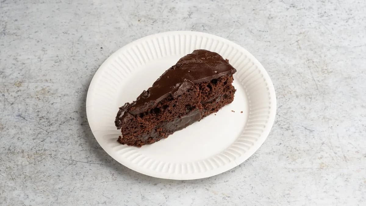 Sacher torta szelet