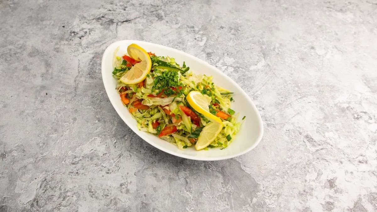 Friss szíriai saláta