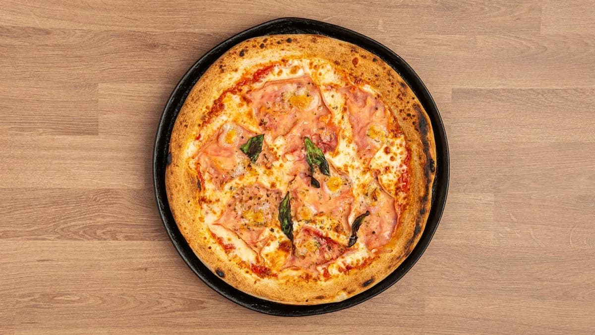 BRUNO X SPACC kedvence Pizza