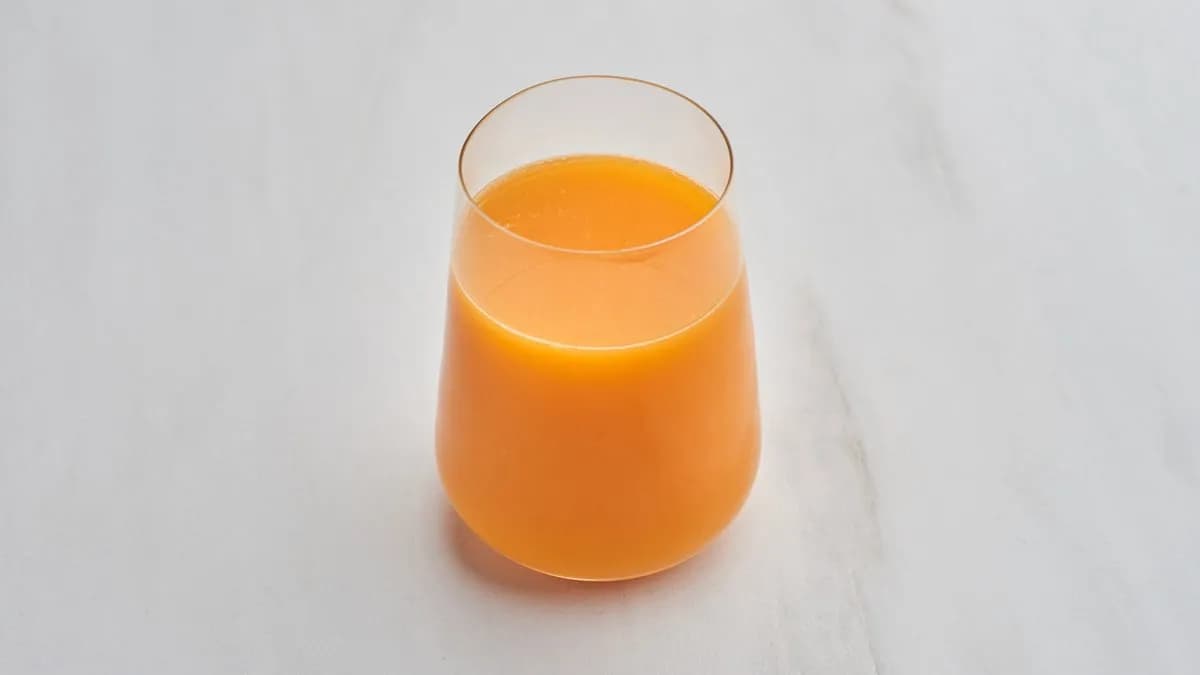 Frissen facsart narancslé