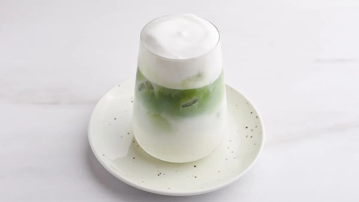 Iced matcha latte