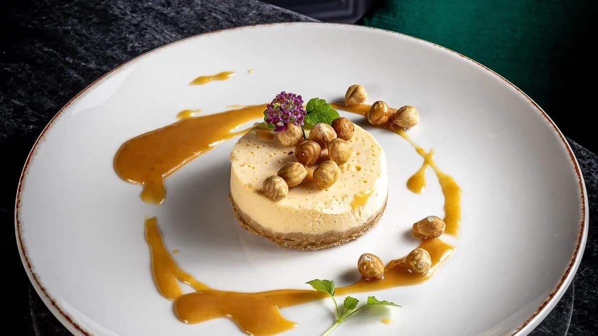 Mascarpone sajttorta, sós karamellás törökmogyoró