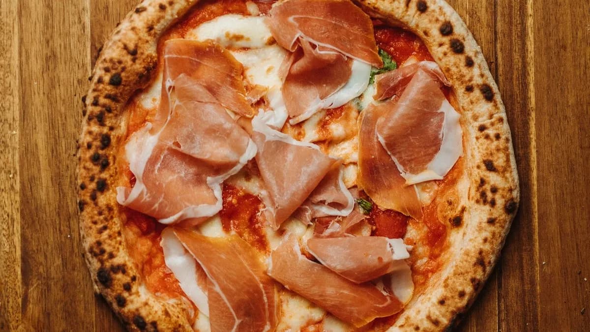 Margherita con Prosciutto di San Daniele