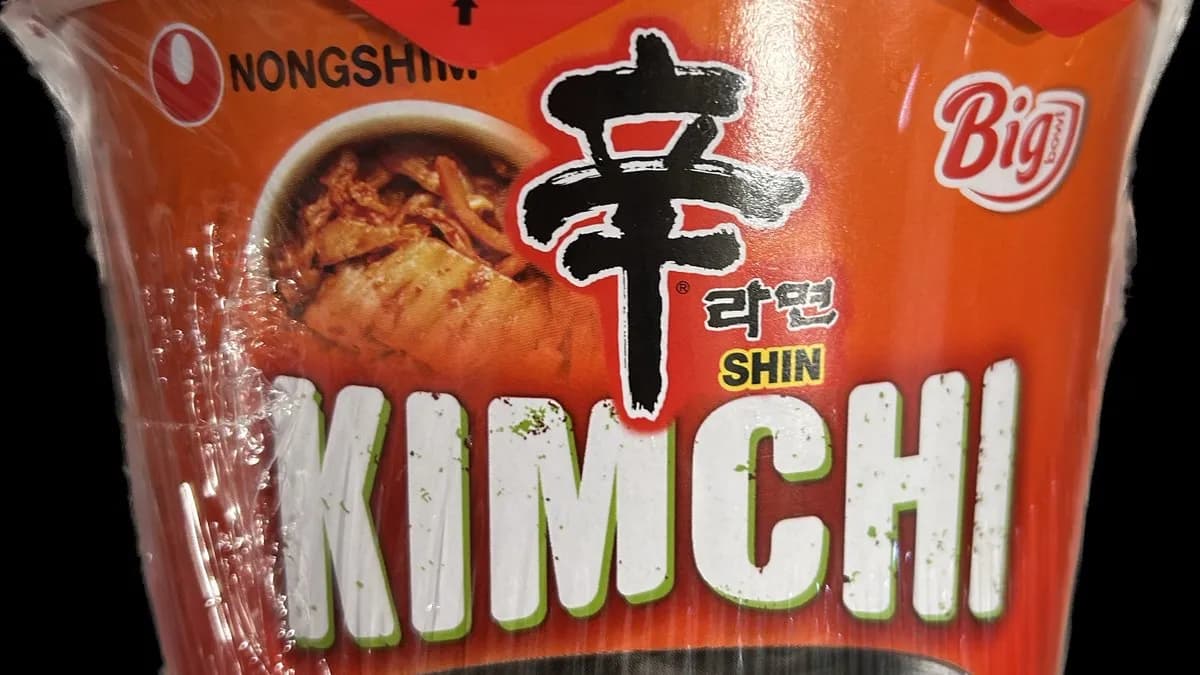Nongshim kimchi leves dobozban 农心泡菜大桶面