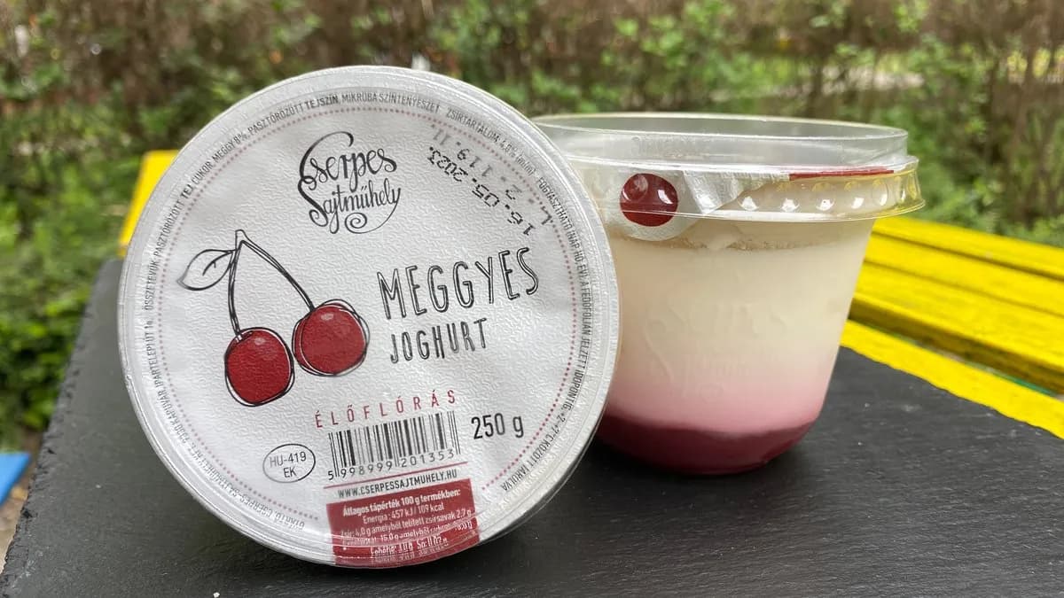 Cserpes meggyes joghurt