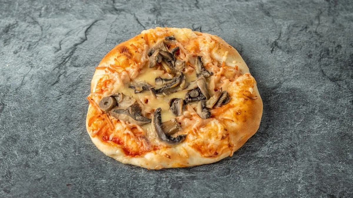 Gombás pizza