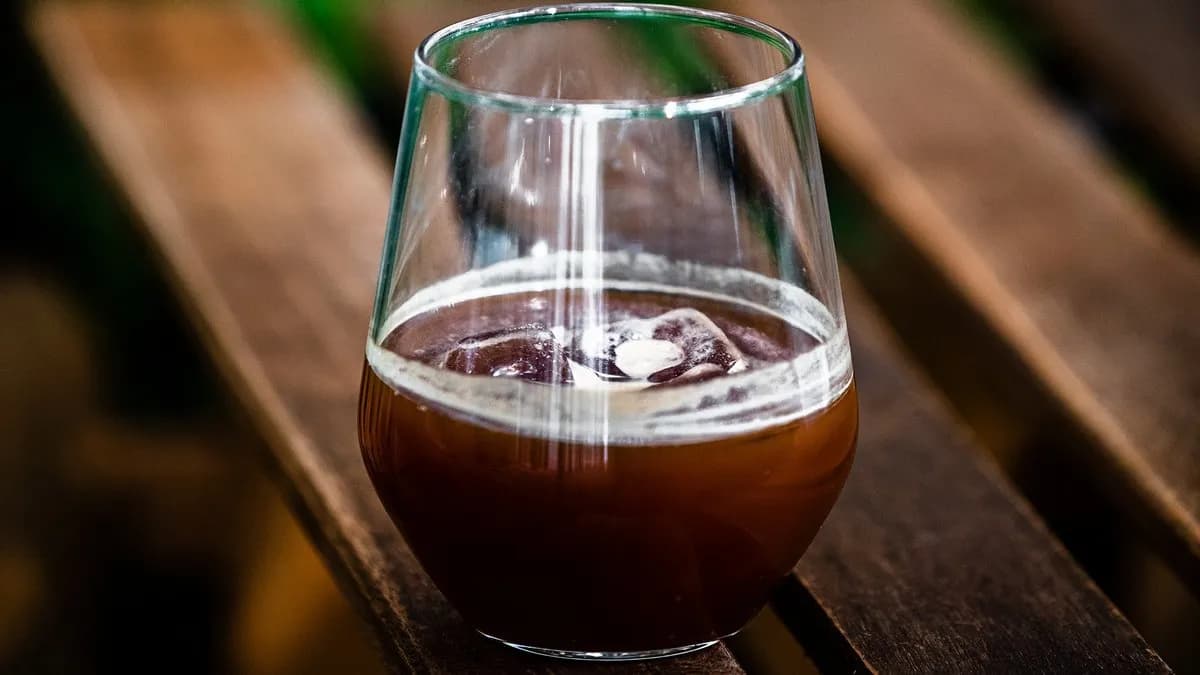 E.T. (Espresso Tonic - April) (250 ml)