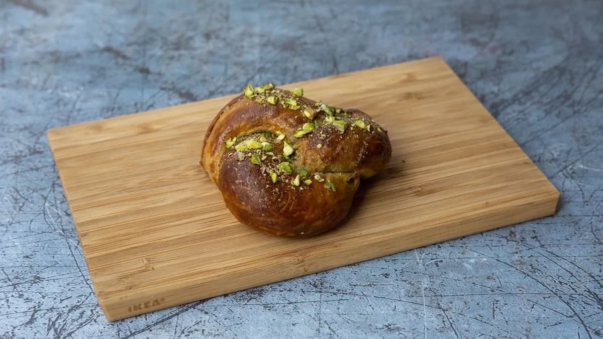 Pisztáciás babka (kicsi)