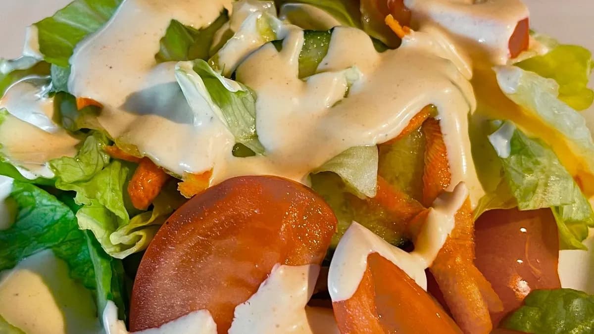 Friss kevert saláta