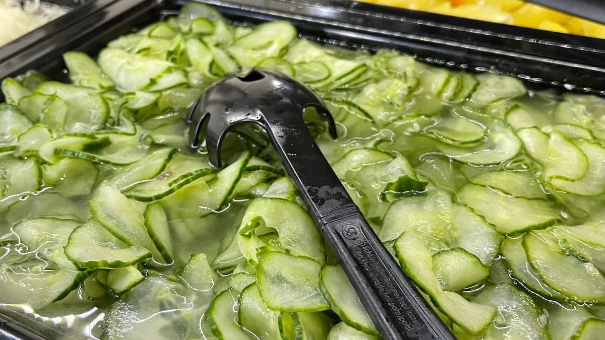 Uborkasaláta 25 dkg