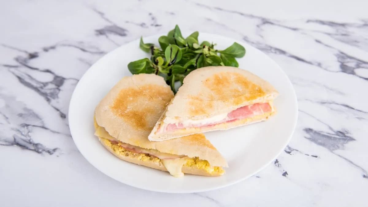 Sonkás sajtos panini