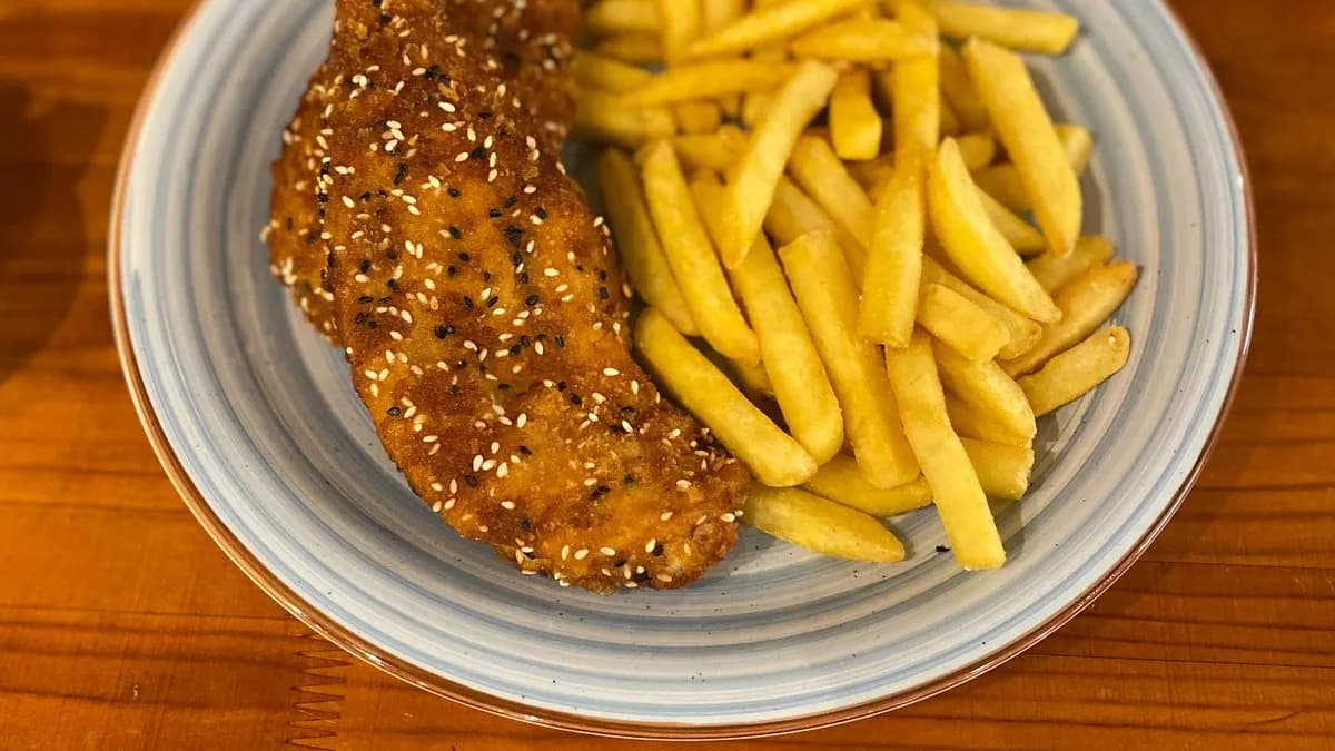 Vegyes magos rántott csirkemell (15 dkg) / Breaded chicken with seeds