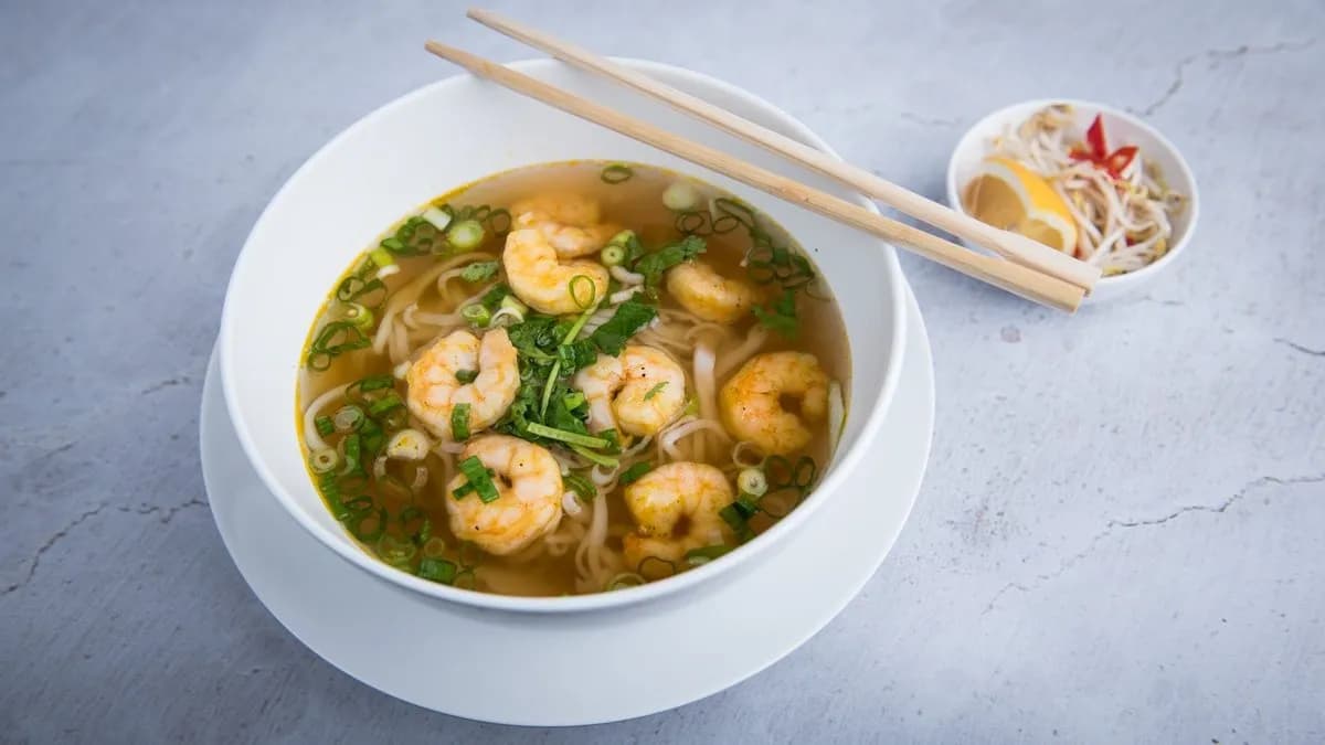 Nagy Pho leves garnélával - A8