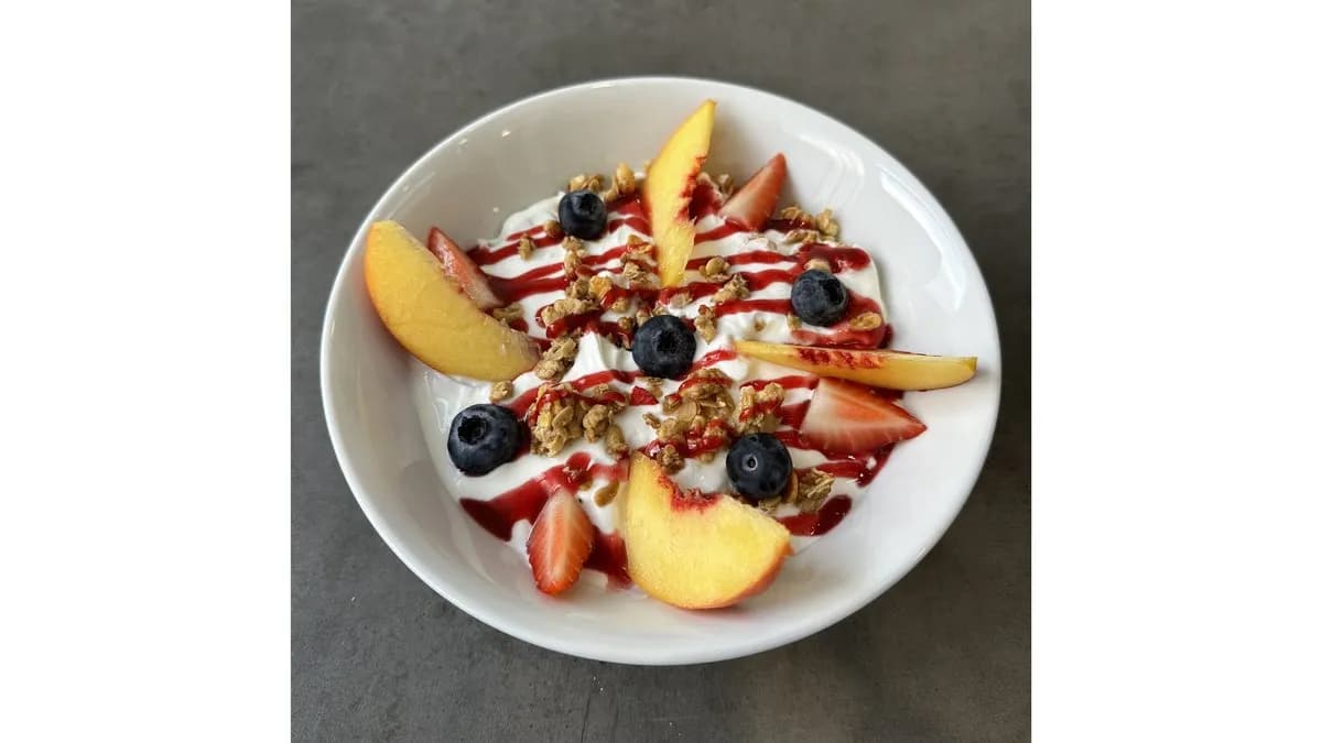 Görög yoghurt granolával