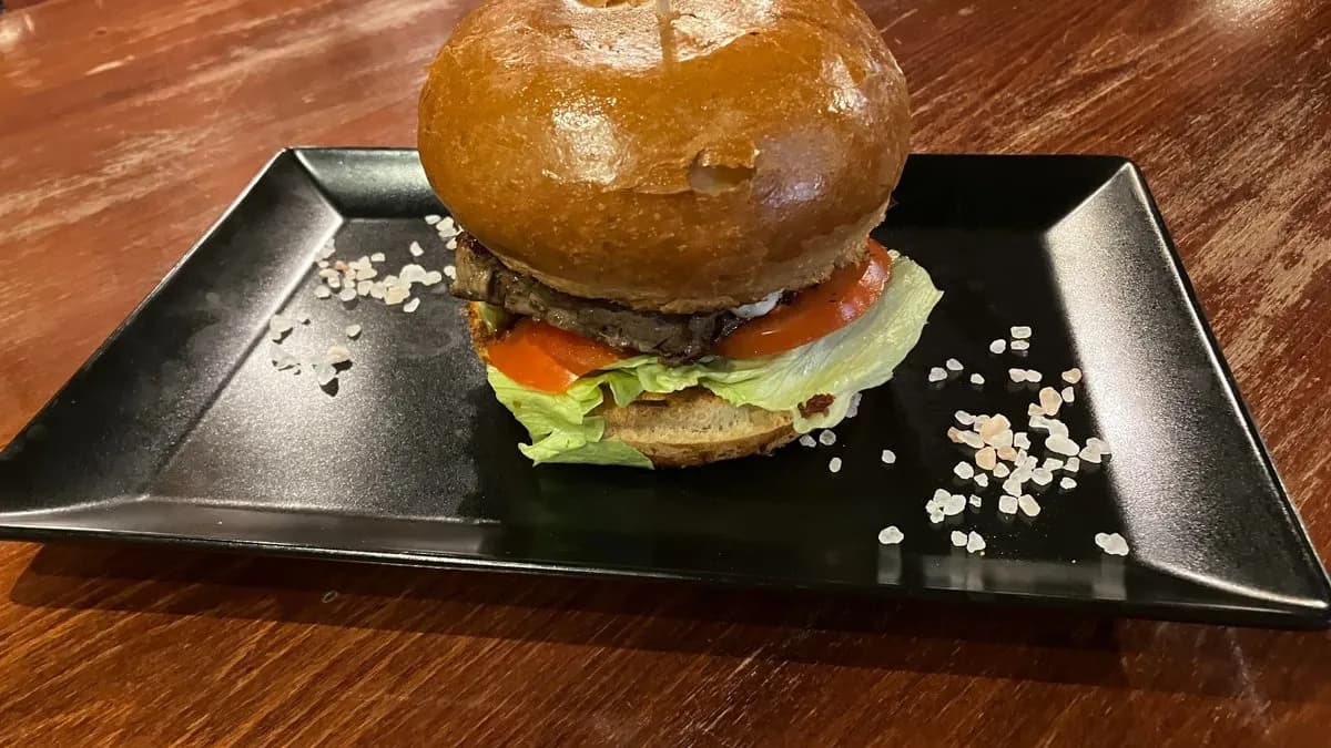 Surf 'n' Turf burger