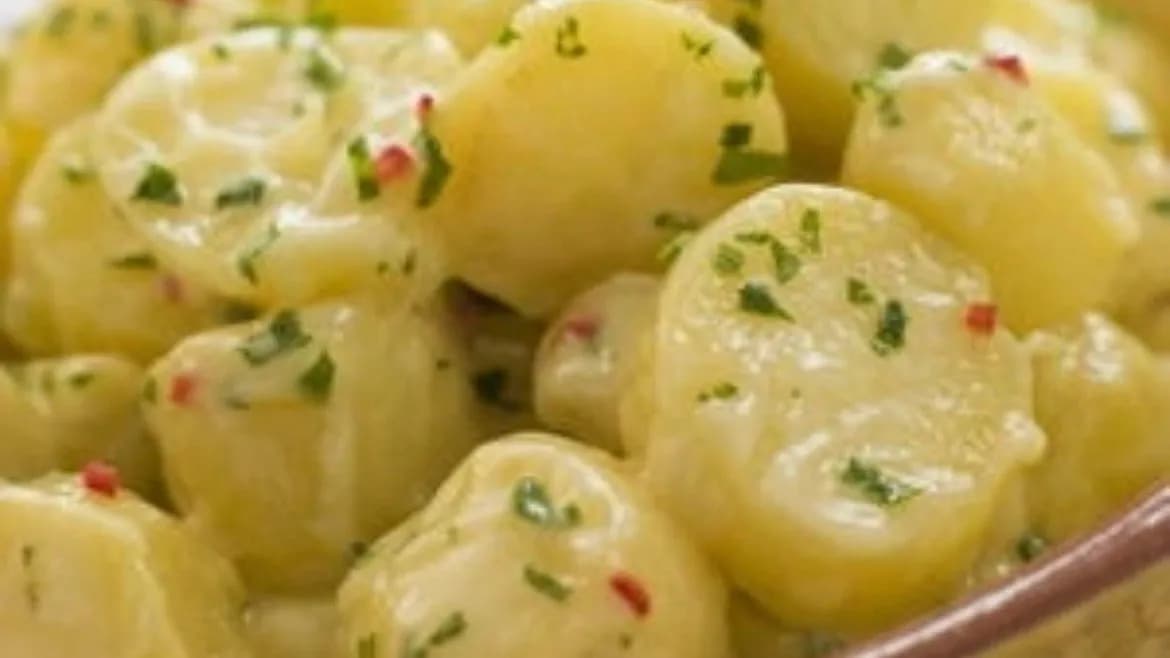 Bécsi burgonyasaláta