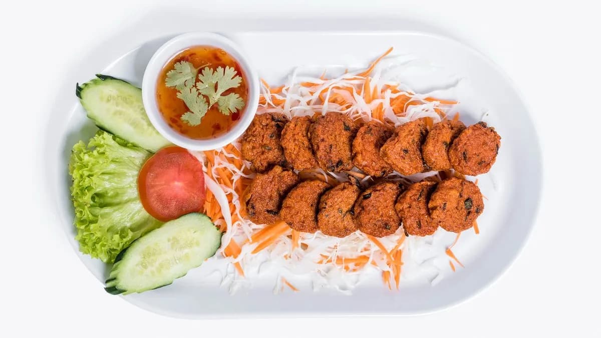 8. Sült rák pogácsák édes szósszal, ทอดมันกุ้ง