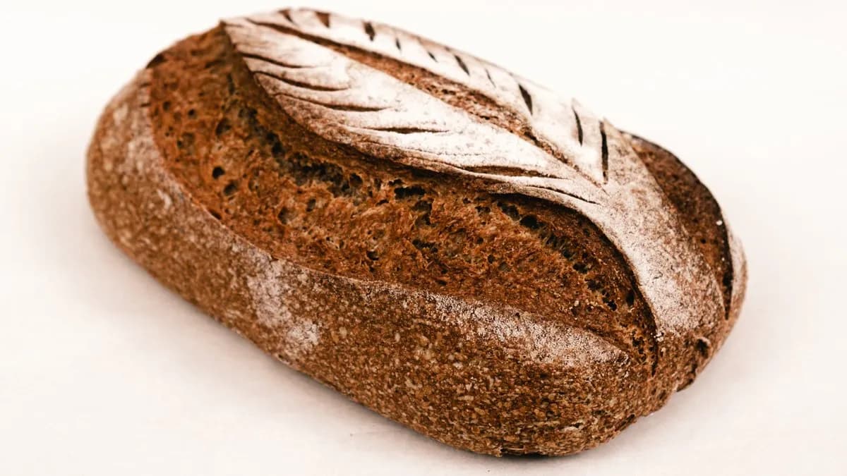 Teljeskiőrlésű kovászos vekni