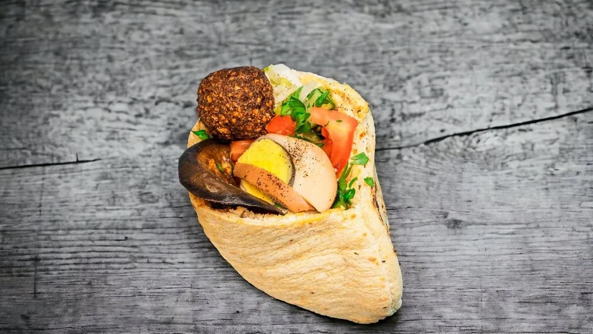 Falafel Sabich pita
