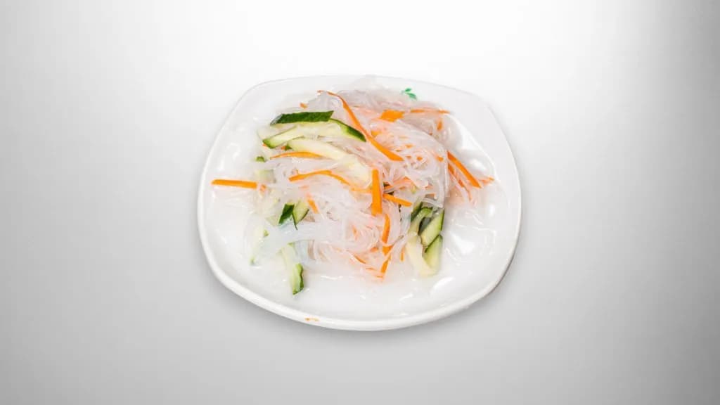 Üvegtészta saláta 