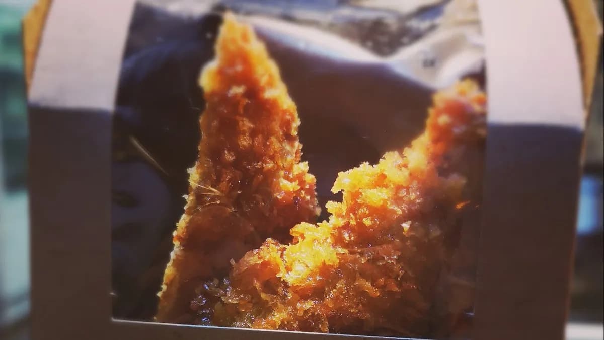 8 db ropogós-fűszeres csirkeszelet dupla körettel( 8 pieces crispy with 2 side)