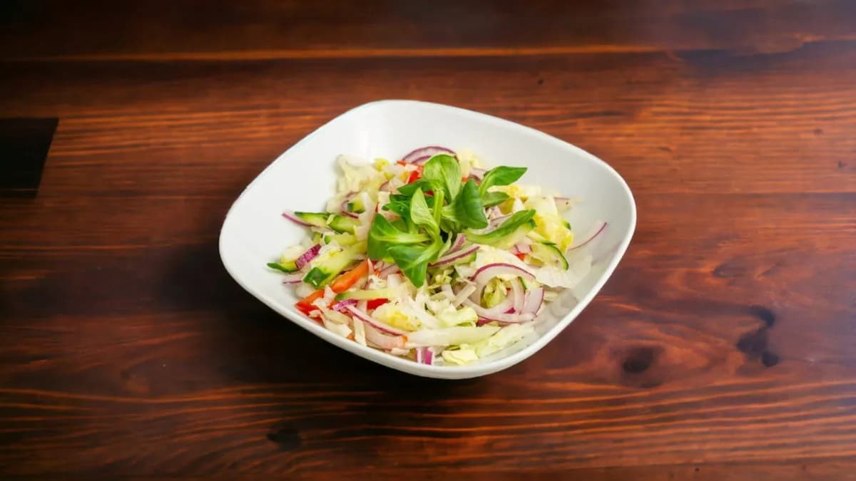 Friss kevert saláta pirított rákkal