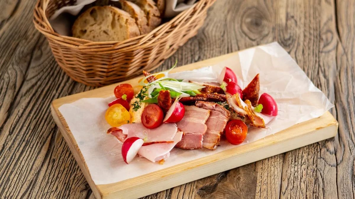 MAGYAR BISZTÓTÁL / 1 FŐ