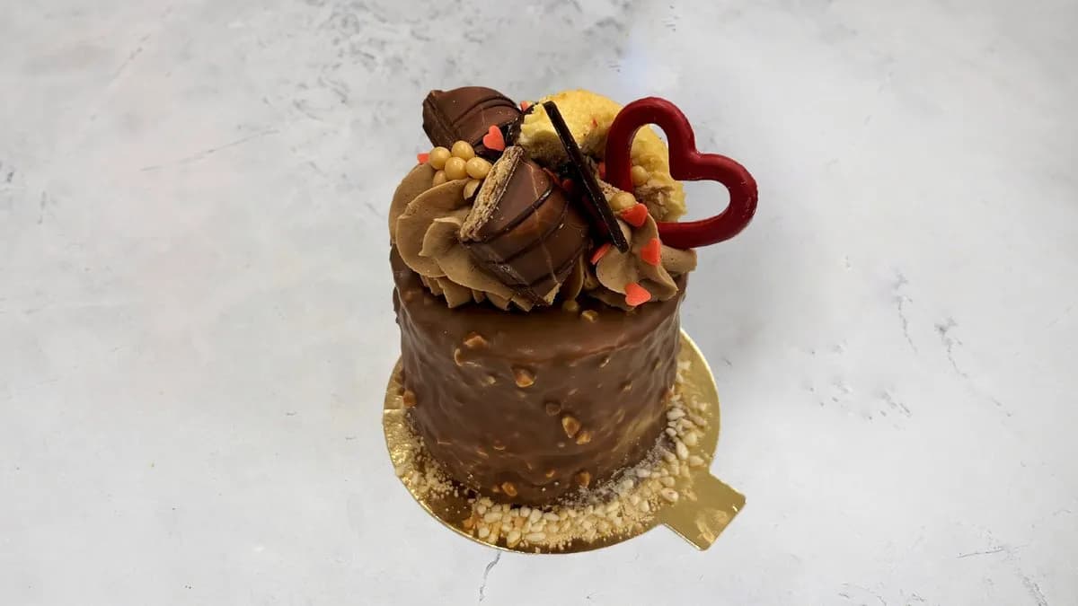 Kinder Bueno mini torta