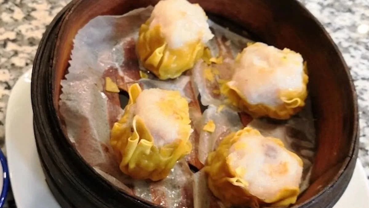 Siu Mai (Párolt sertéshús gombóc)  ( 4 db )