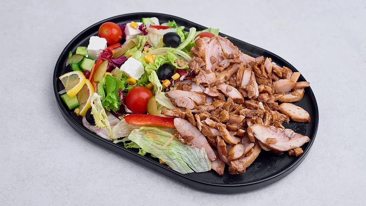 Sałatka z kurczakiem