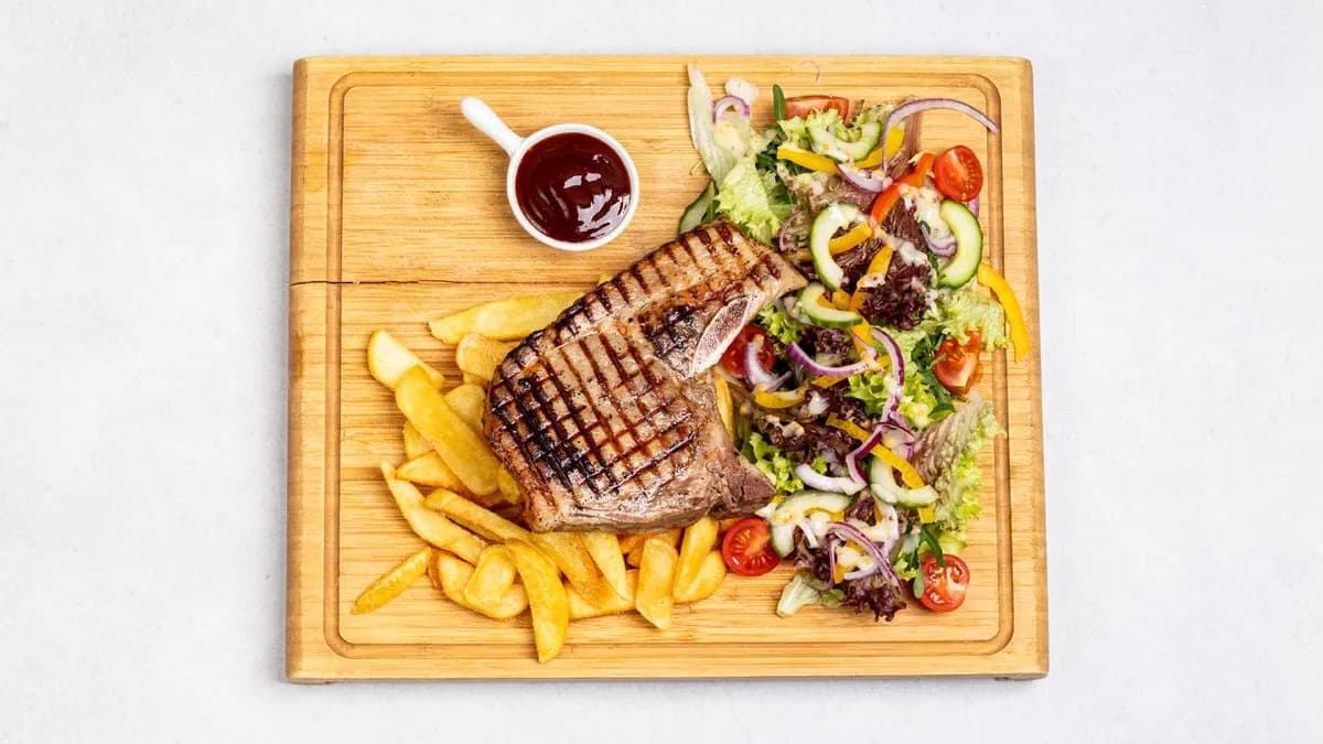 Grillowany schab z kością