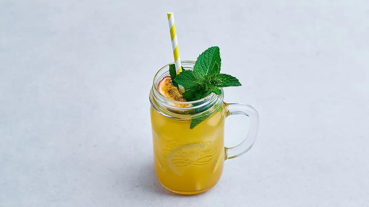 Lemoniada cytrynowo-miętowa własnej produkcji 330 ml