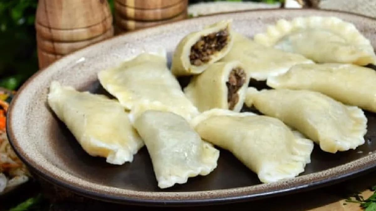 Pierogi lepione biesiadne