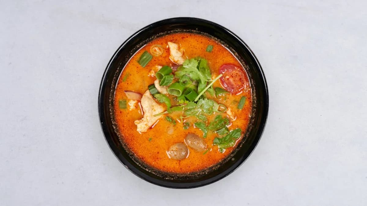 Tom yum z owocami morza