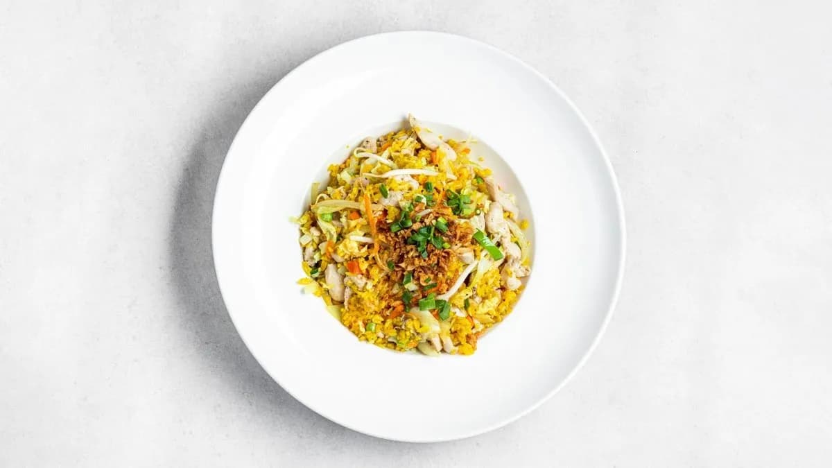 Ryż smażony z kurczakiem