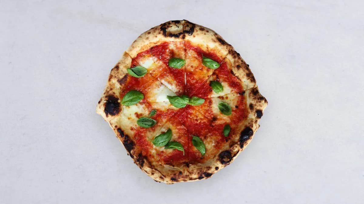 Pizza margherita