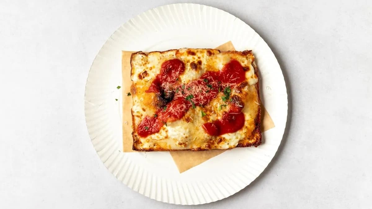 Detroit Pizza Spicy Italian