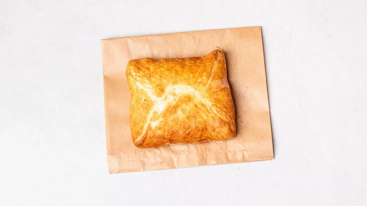 Chaczapuri ciasto pół-francuskie z serem