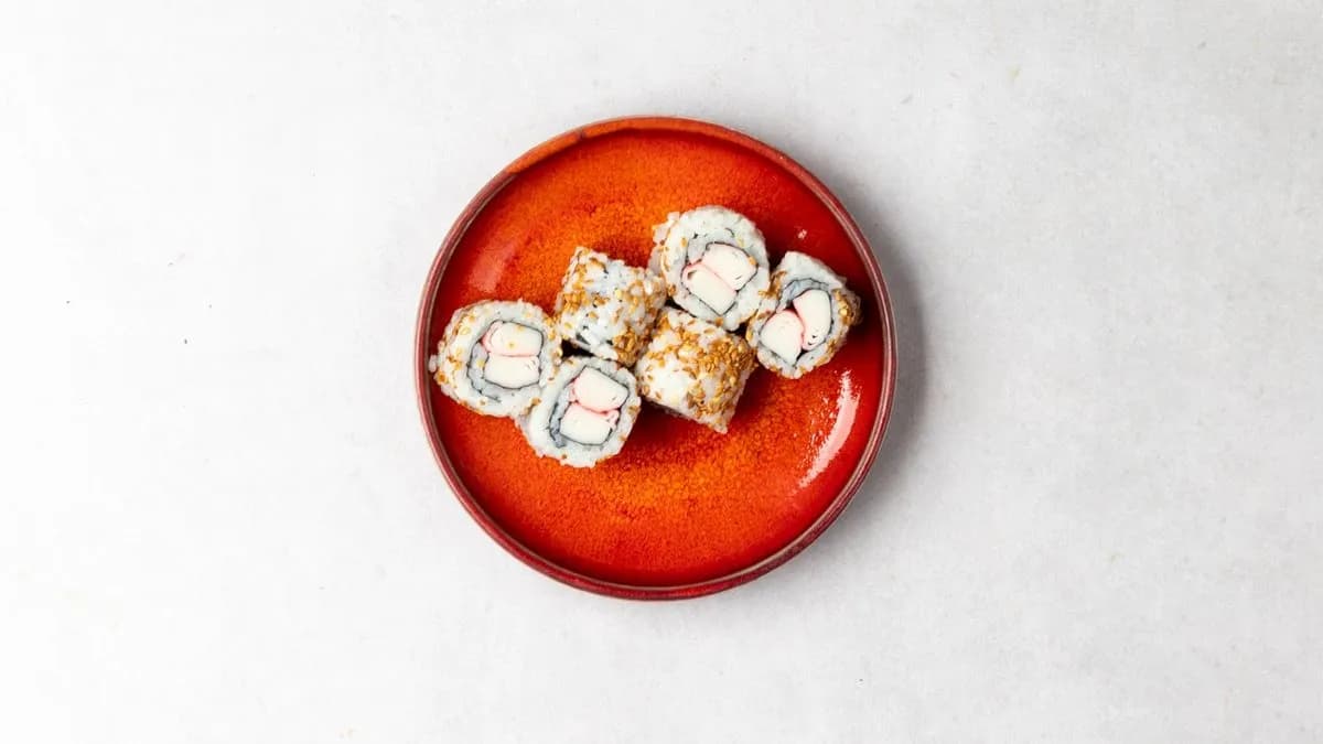 Miniuramaki z paluszkiem krabowym