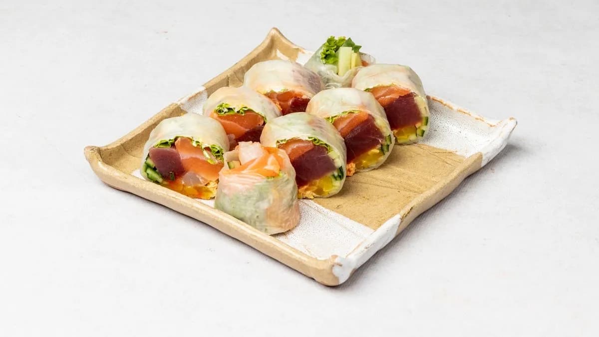 Costamaki - spicy sashimi roll