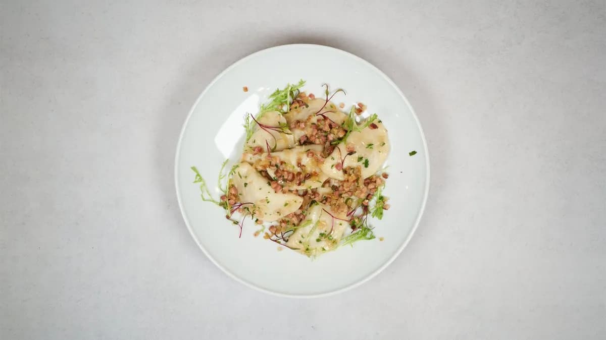 Pierogi z ziemniakami z pieczarkami