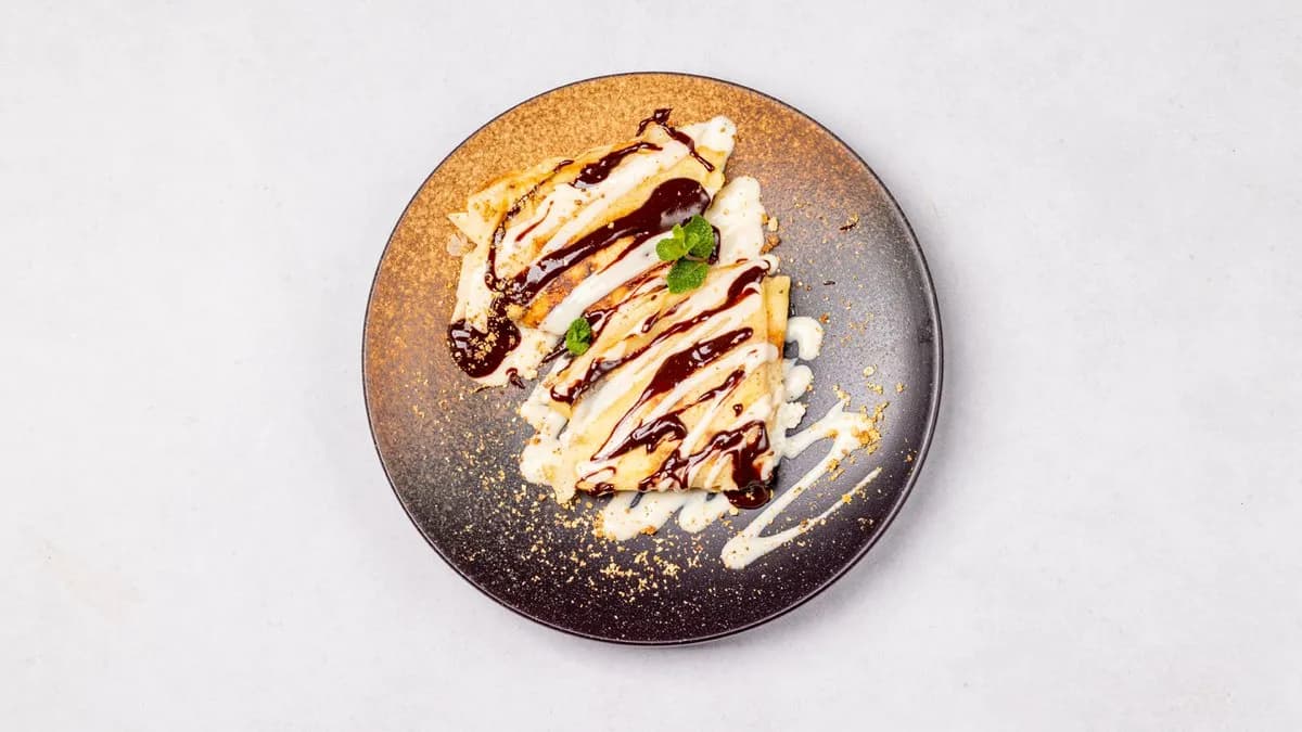 Naleśniki z twarogiem i kremem czekoladowym